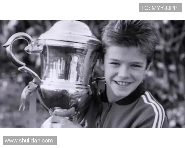 全球足球界哀悼之声盘点已故足球明星及其传奇人生回顾