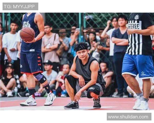 篮球明星大智的传奇之路与奋斗精神启示年轻一代的成长与追梦之旅